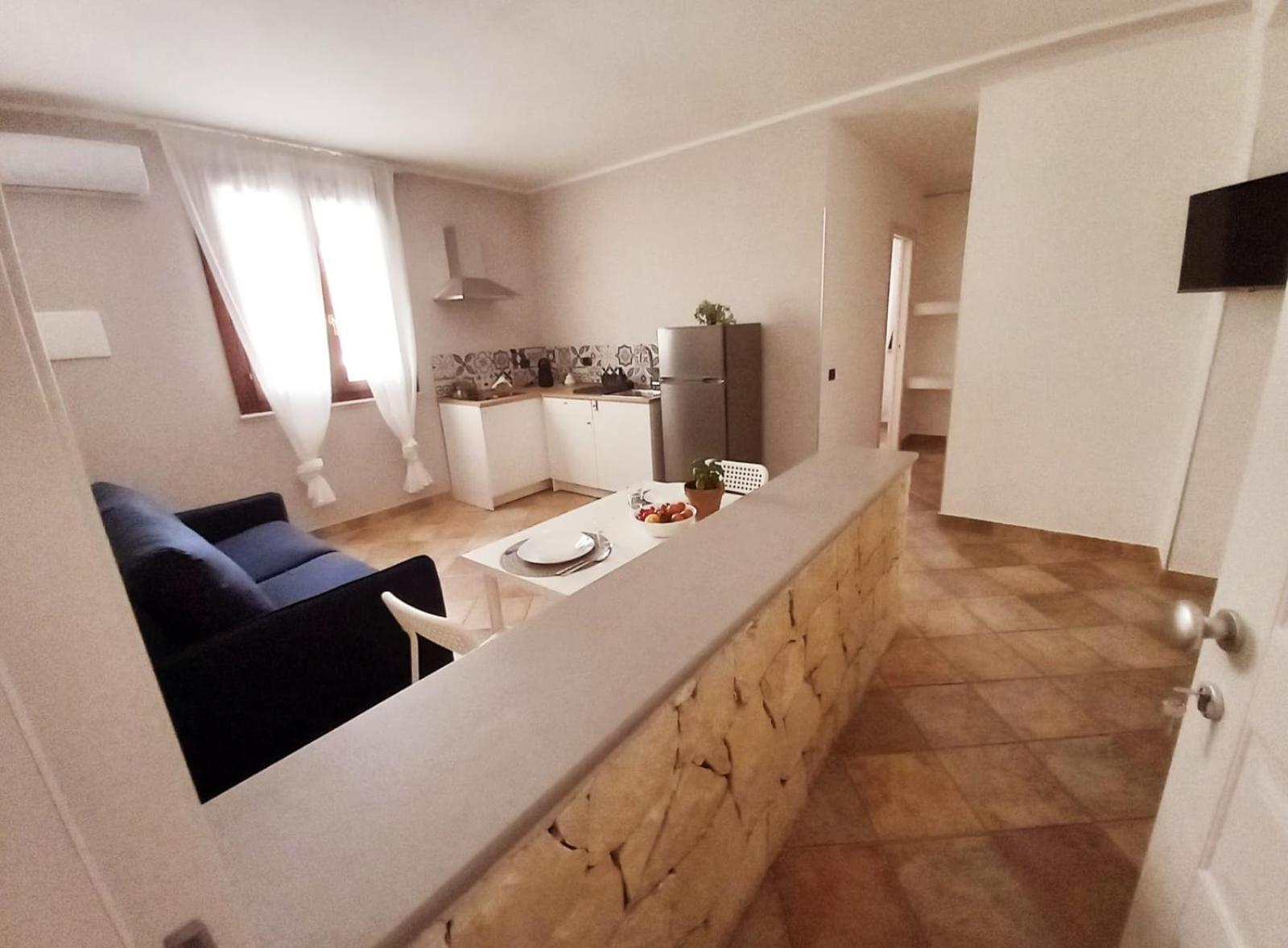 Da Mari -A Due Passi Dal Mare Apartment Donnalucata  Bagian luar foto
