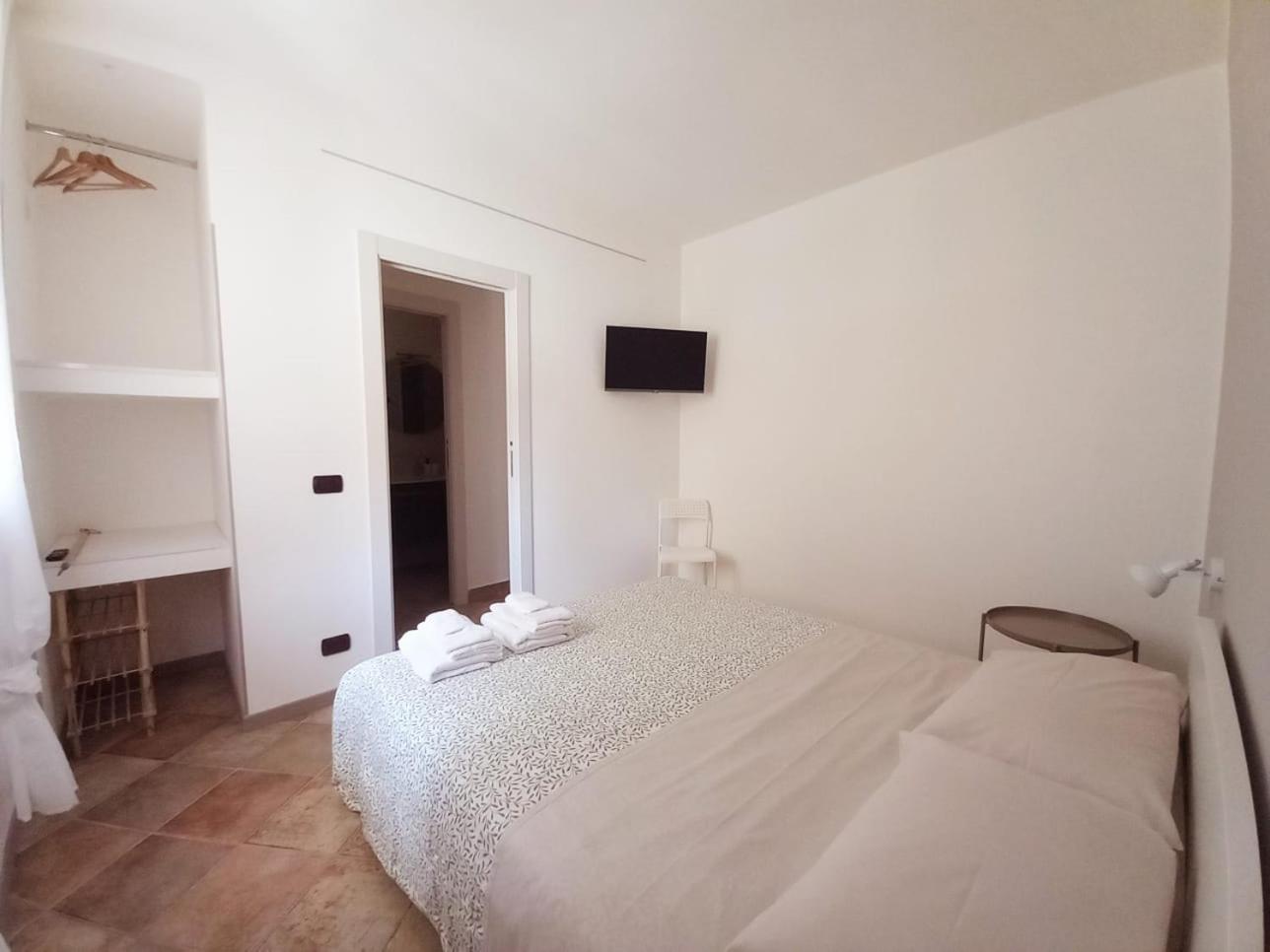 Da Mari -A Due Passi Dal Mare Apartment Donnalucata  Bagian luar foto