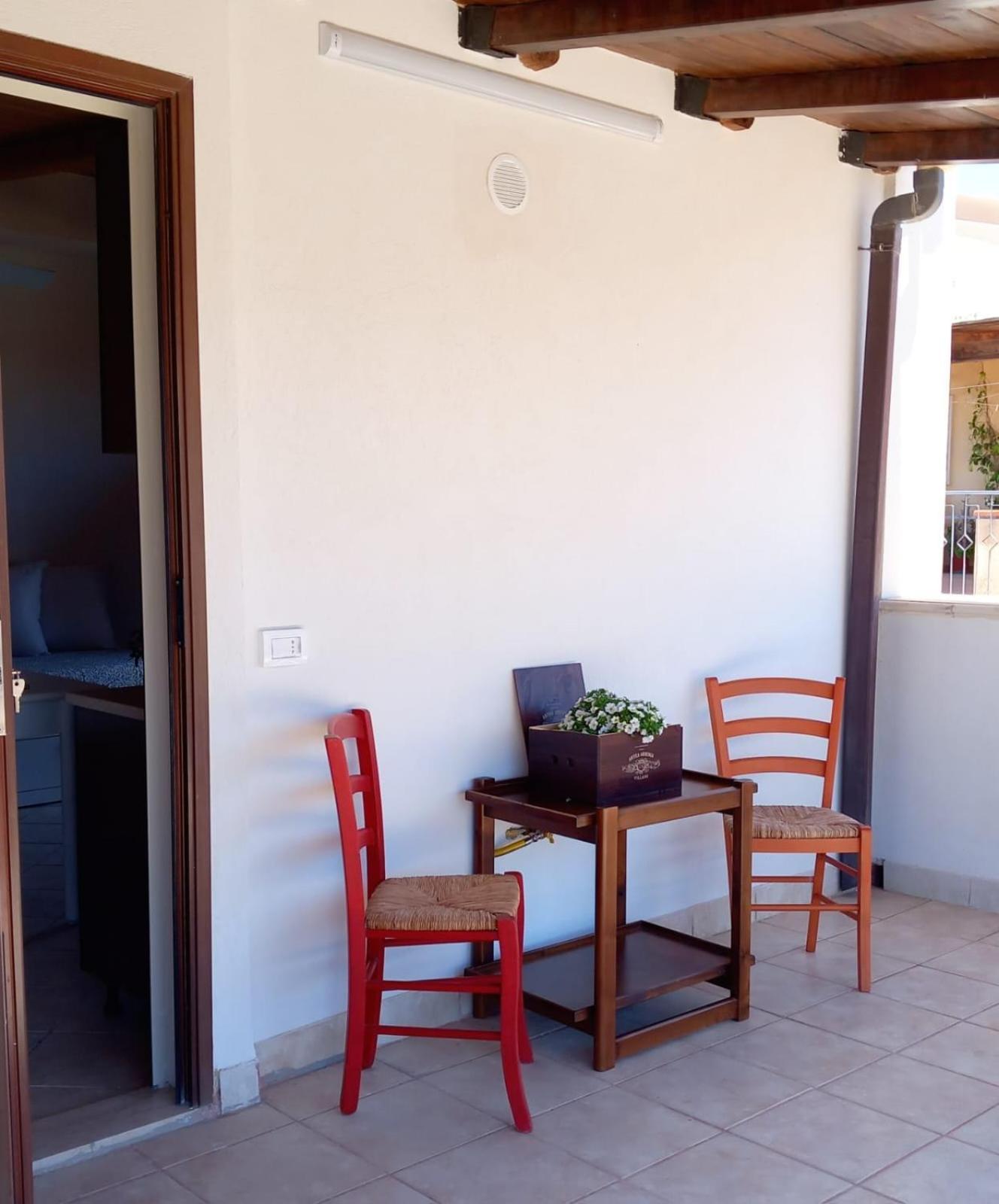 Da Mari -A Due Passi Dal Mare Apartment Donnalucata  Bagian luar foto