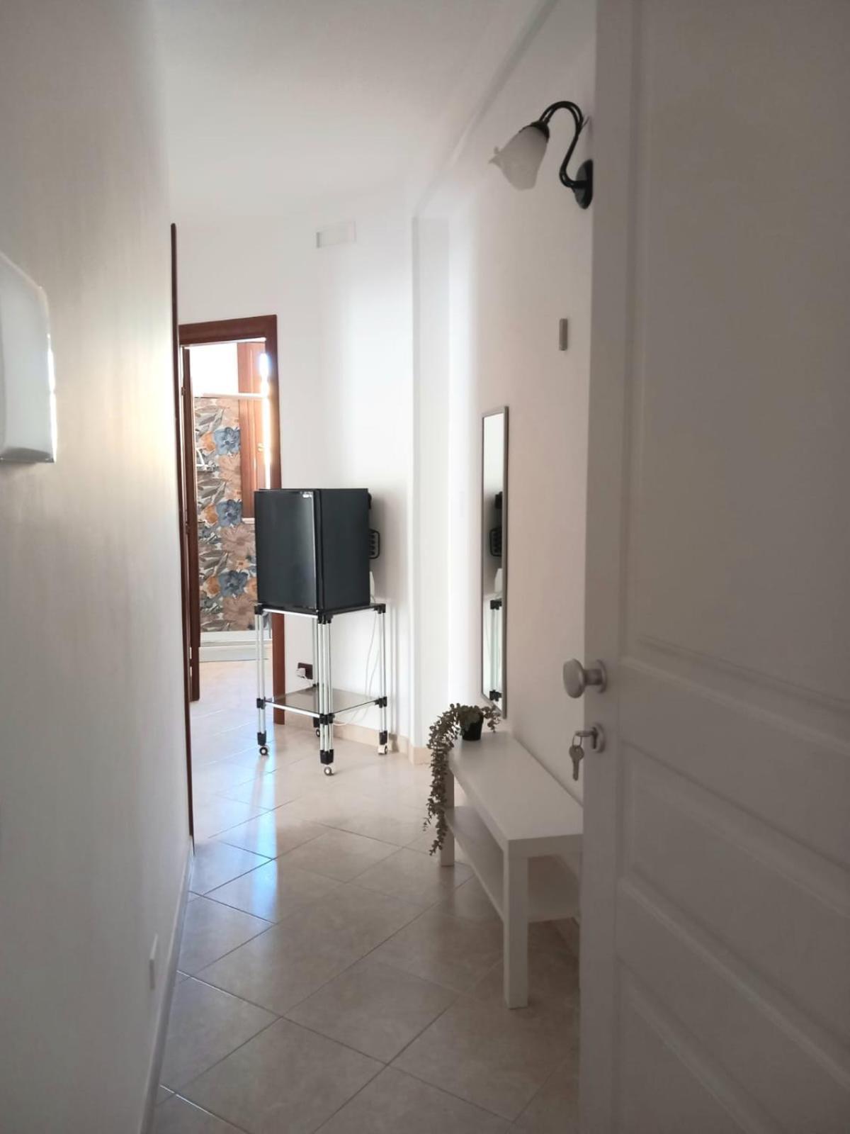 Da Mari -A Due Passi Dal Mare Apartment Donnalucata  Bagian luar foto